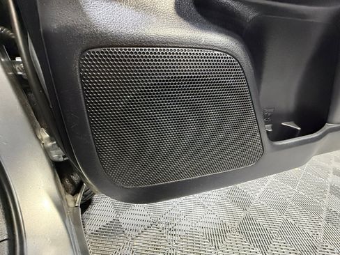 Used 2021 Toyota Tacoma TRD Off-Road w/ Technology Package image 27