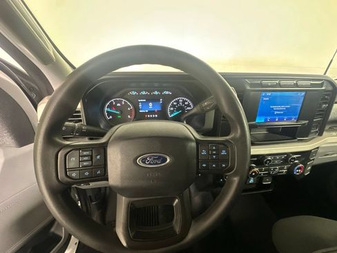 Used 2023 Ford F350 XLT AWD/4WD image 21