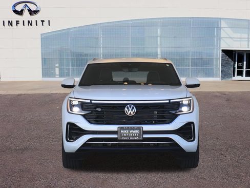 Used 2024 Volkswagen Atlas Cross Sport SEL Premium R-Line AWD/4WD image 56
