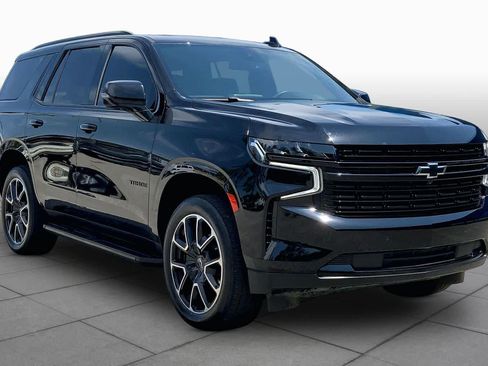 Used 2024 Chevrolet Tahoe RST w/ Luxury Package AWD/4WD image 3