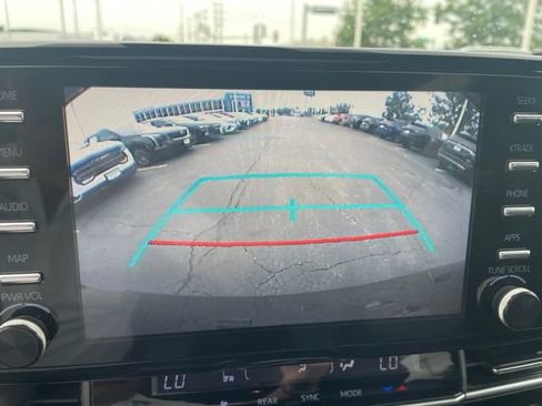 Used 2023 Toyota Sienna XSE w/ XSE Plus Package FWD image 14