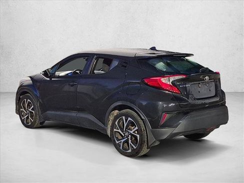 Used 2018 Toyota C-HR XLE FWD image 7