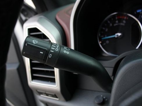 Used 2022 Ford F350 Platinum w/ Tremor Off-Road Package image 12