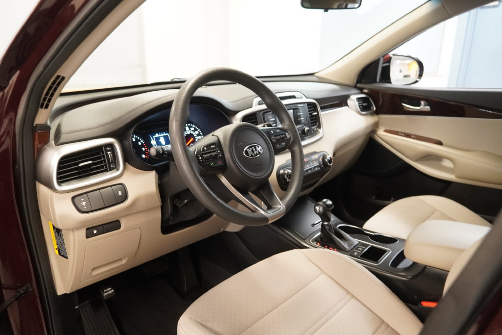 Used 2018 Kia Sorento LX AWD/4WD image 6