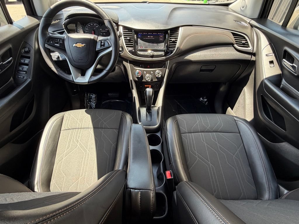 Used 2022 Chevrolet Trax LT w/ Driver Confidence Package AWD/4WD image 12