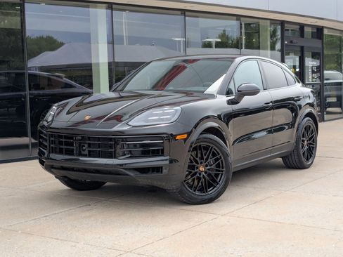New 2026 Porsche Cayenne Coupe AWD/4WD image 1