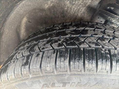 Used 2018 GMC Acadia Denali w/ Technology Package image 18