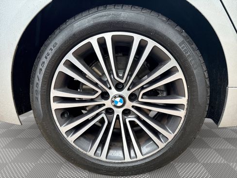 Used 2018 BMW 530i xDrive AWD/4WD image 30