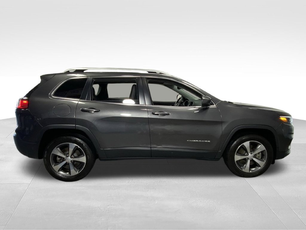 Used 2019 Jeep Cherokee Limited AWD/4WD image 10