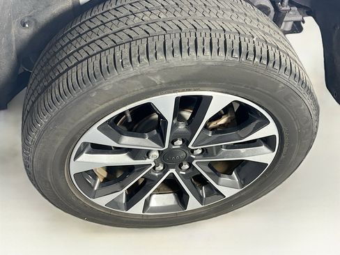 Used 2023 Jeep Grand Cherokee Overland w/ Luxury Tech Group IV image 33