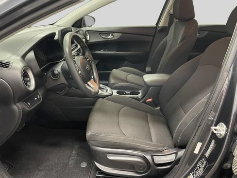 Used 2019 Kia Forte LXS FWD image 17