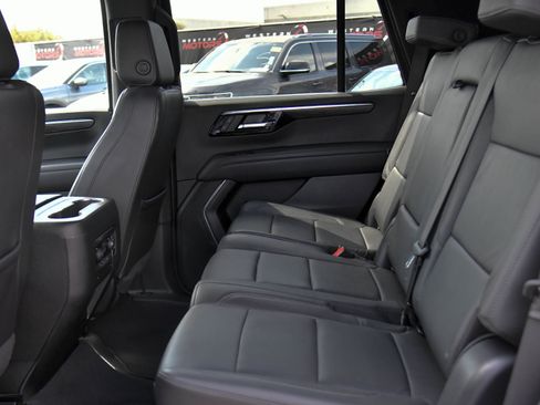 Used 2025 Chevrolet Tahoe LT AWD/4WD image 48