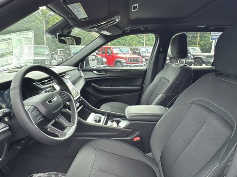 New 2026 Jeep Grand Cherokee Laredo X AWD/4WD image 10