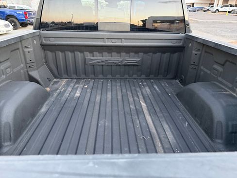 Used 2024 Chevrolet Silverado 1500 ZR2 AWD/4WD image 27