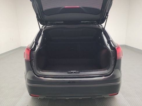 Used 2017 Nissan Rogue Sport S image 29