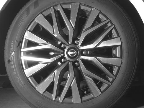 Used 2025 Nissan Altima 2.5 SV image 15