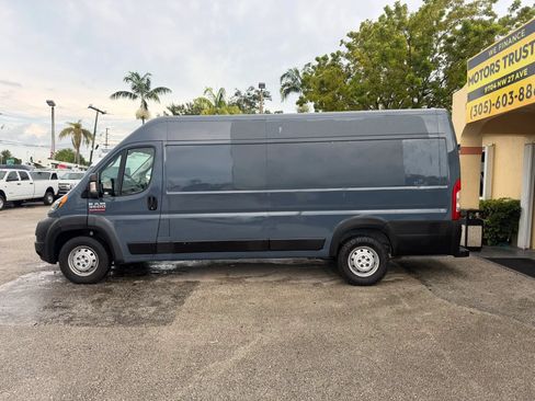 Used 2020 RAM ProMaster 3500 FWD image 2