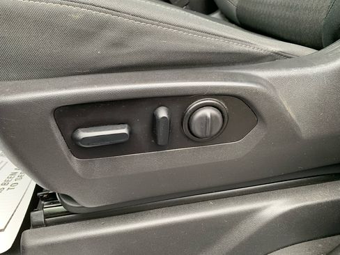 Used 2021 GMC Sierra 1500 Elevation w/ Preferred Package image 15