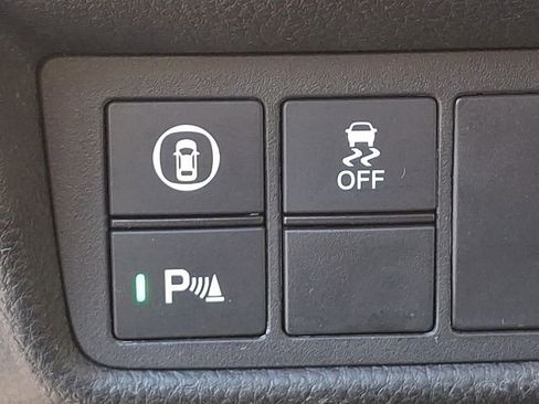 Used 2018 Honda Accord Touring image 23