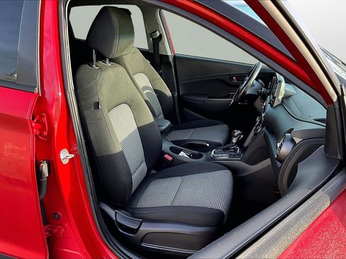 Used 2019 Hyundai Kona SEL image 7