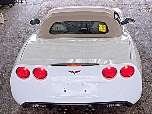 Used 2006 Chevrolet Corvette Convertible w/ Preferred Equipment Group image 13