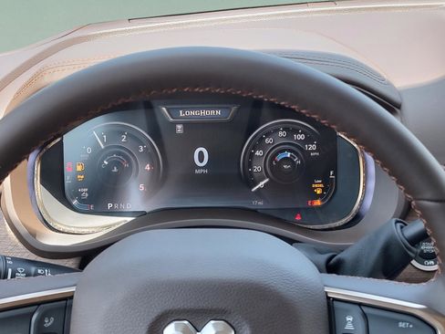 New 2025 RAM 2500 Limited image 13