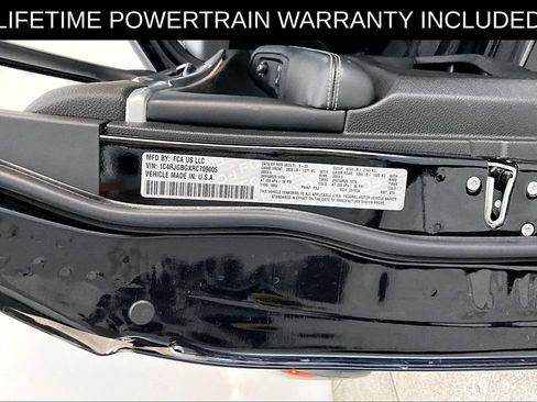 Used 2024 Jeep Grand Cherokee Limited w/ Black Appearance Package RWD image 42