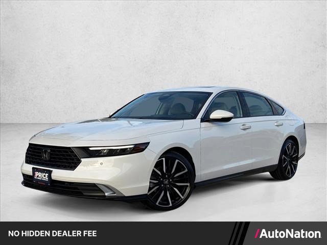 Used 2023 Honda Accord Touring image 1