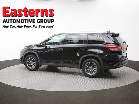 Used 2019 Toyota Highlander XLE AWD/4WD image 66