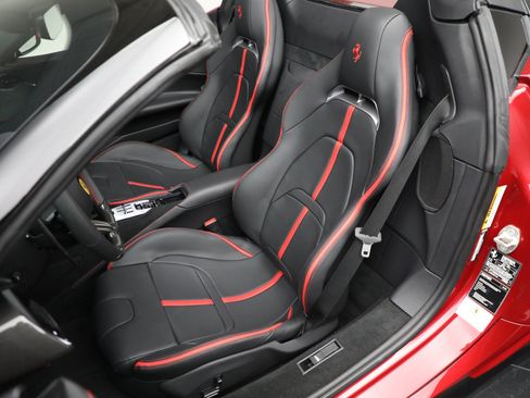 Certified 2024 Ferrari SF90 Spider AWD/4WD image 22