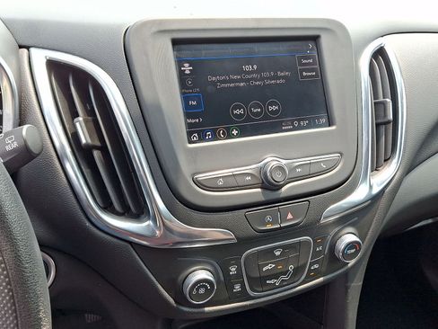 Used 2022 Chevrolet Equinox LT FWD image 14