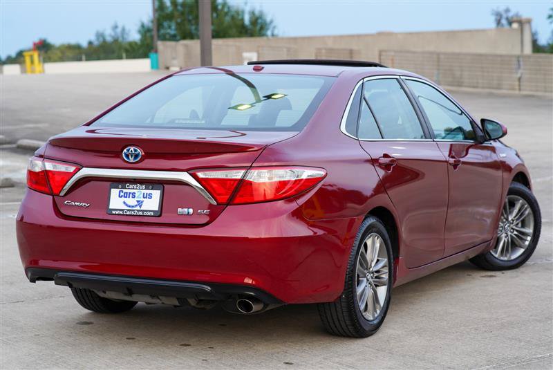 Used 2017 Toyota Camry SE w/ Moonroof Package FWD image 5