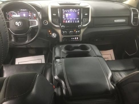 Used 2020 RAM 1500 Laramie AWD/4WD image 12