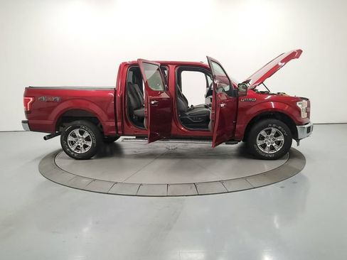 Used 2015 Ford F150 XLT w/ Equipment Group 302A Luxury AWD/4WD image 17