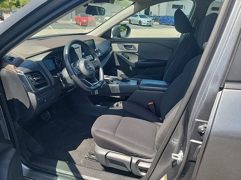 Used 2023 Nissan Rogue S FWD image 9
