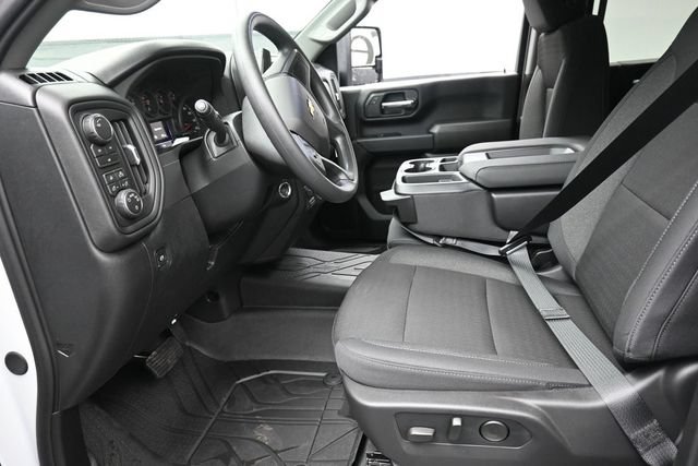 New 2026 Chevrolet Silverado 2500 Custom w/ Custom Value Package AWD/4WD image 8