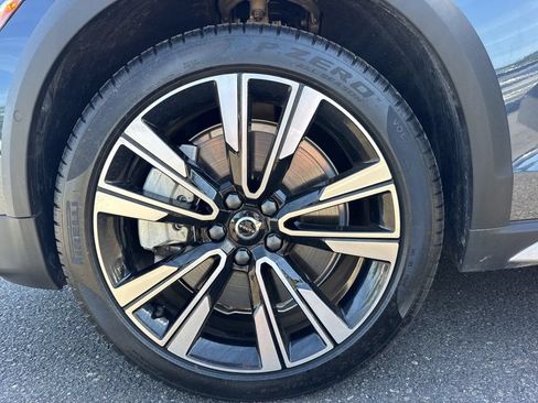 Used 2026 Volvo V60 B5 Cross Country Ultra AWD/4WD image 27