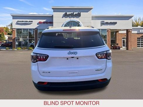 Used 2024 Jeep Compass Latitude AWD/4WD image 6