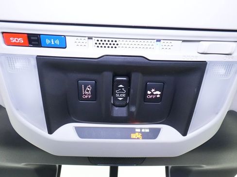 Used 2022 Subaru Forester Limited image 43