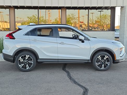 New 2026 Mitsubishi Eclipse Cross SE image 11