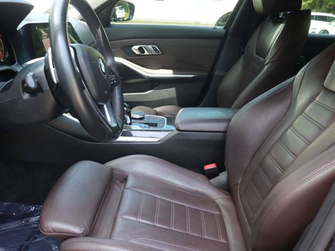 Used 2019 BMW 330i Sedan w/ Convenience Package RWD image 11