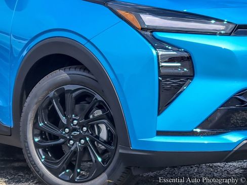 New 2027 Chevrolet Bolt RS w/ Technology Package FWD image 3