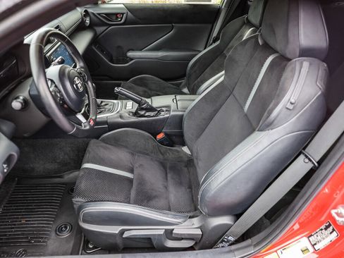 Certified 2022 Toyota GR86 Premium image 7