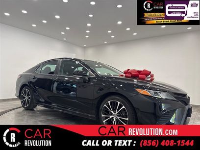 Used 2019 Toyota Camry SE w/ Convenience Package