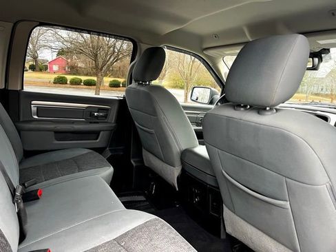 Used 2019 RAM 1500 Big Horn AWD/4WD image 20
