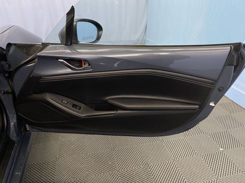 Used 2021 MAZDA MX-5 Miata RF Grand Touring image 30