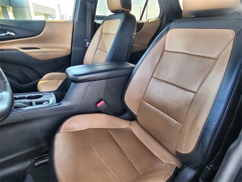 Used 2018 Chevrolet Equinox Premier image 19