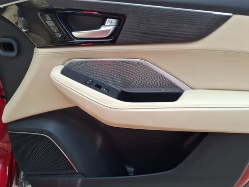 Certified 2024 Acura MDX SH-AWD w/ Advance Package image 8