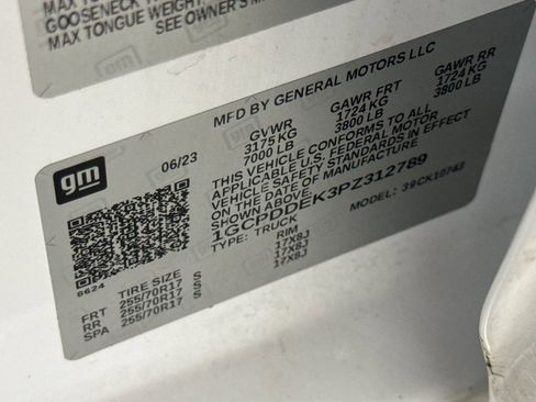 Used 2023 Chevrolet Silverado 1500 LT w/ Protection Package image 40