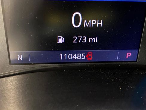 Used 2019 GMC Canyon SLE w/ Driver Alert Package image 18